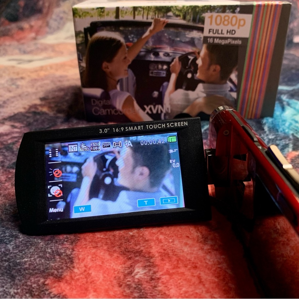 💜 Red Vivitar Full HD Camcorder NWOT